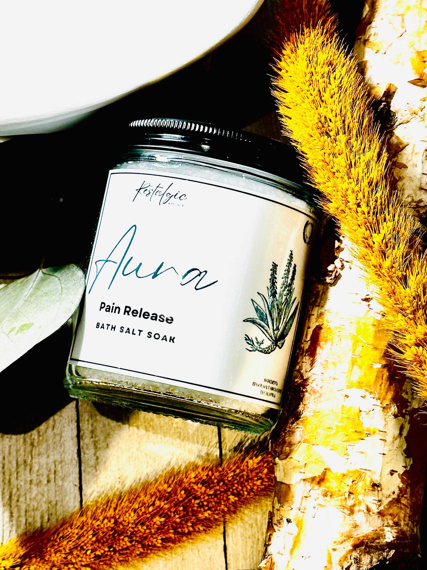 Empower yourself with our Pain Relieving Kit and reclaim a life free from discomfort.