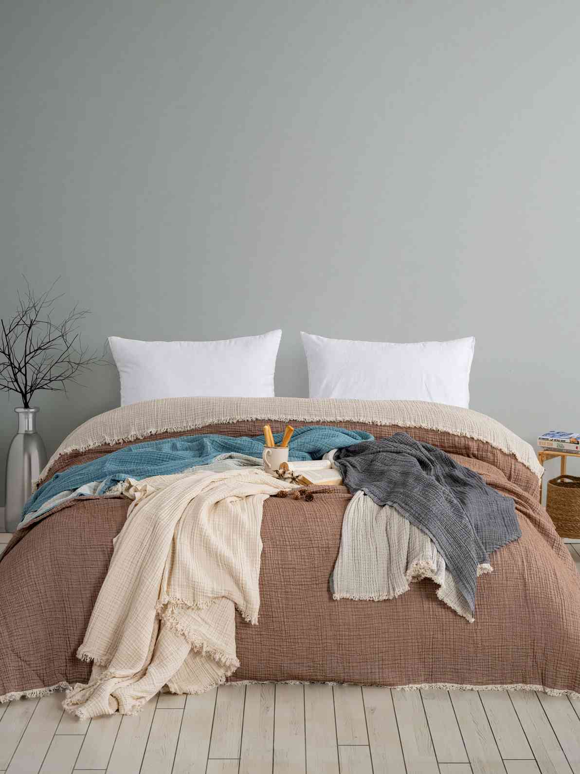 4 Layers Muslin Blanket