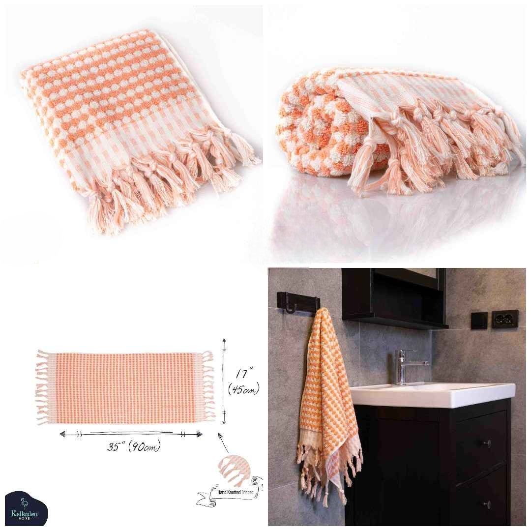Pom Pom Hand Towel